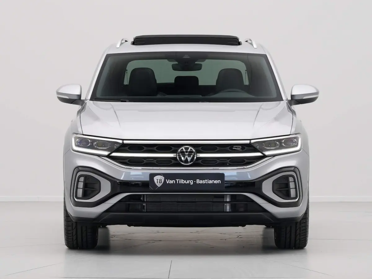 1.5 TSI R-Line Edition | IQ.Light | Panorma | Keyless | Full-Link