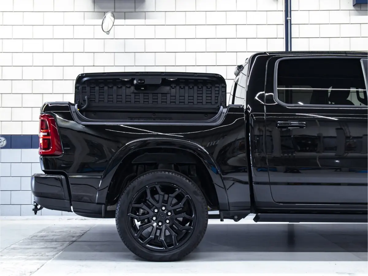 Limited Night Hurricane | 3.0L High Output 540pk 4x4 Crew Cab | Prins LPG