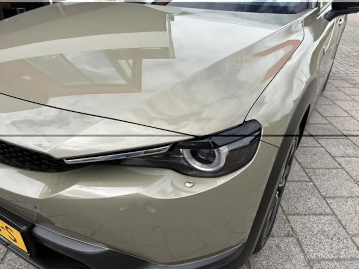 e-SkyActiv R-EV 170 Advantage | Navi | Pano | Camera | 33.610 km Dealeronderhouden