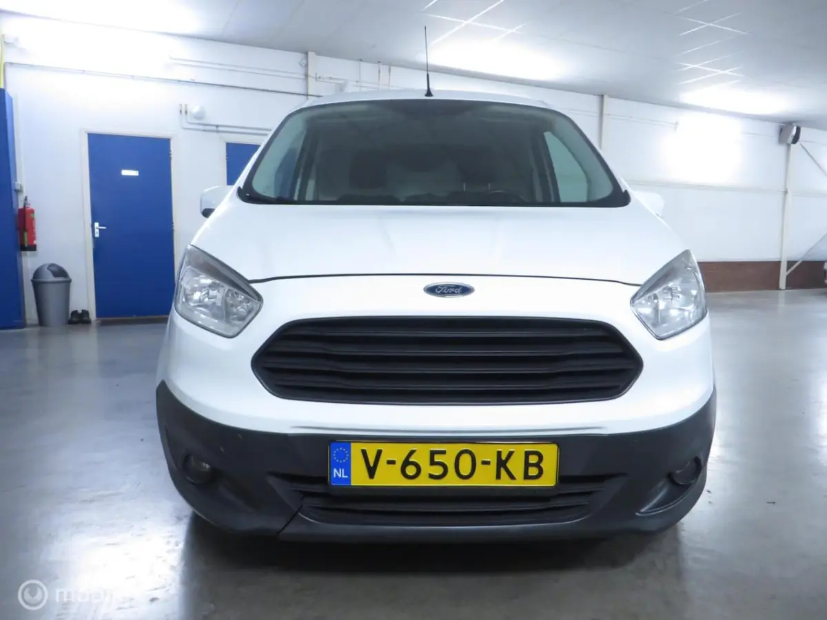 Ford Transit Courier 2021 Diesel Handgeschakeld leasen