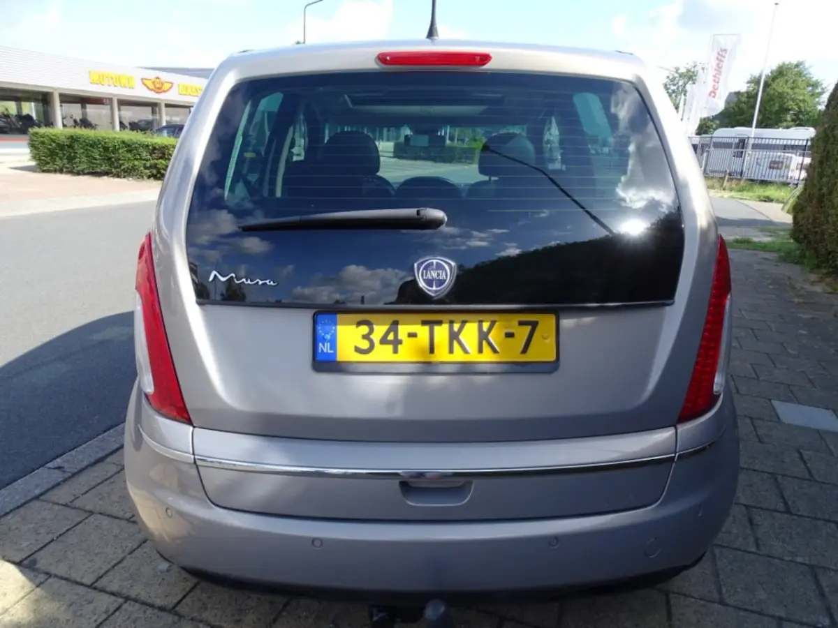 1.4-16V PLATINUM SenS-Airco-Lmv-Cruise-Pano