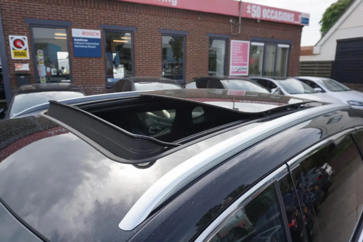 1.5 DM-i 218pk FWD Boost Plug in Hybrid Panoramadak