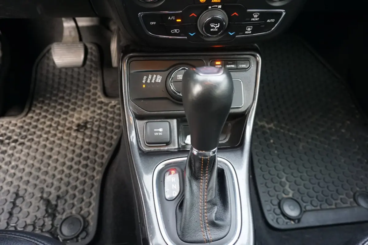 1.3T 4XE 240pk EAWD Aut Limited Business
