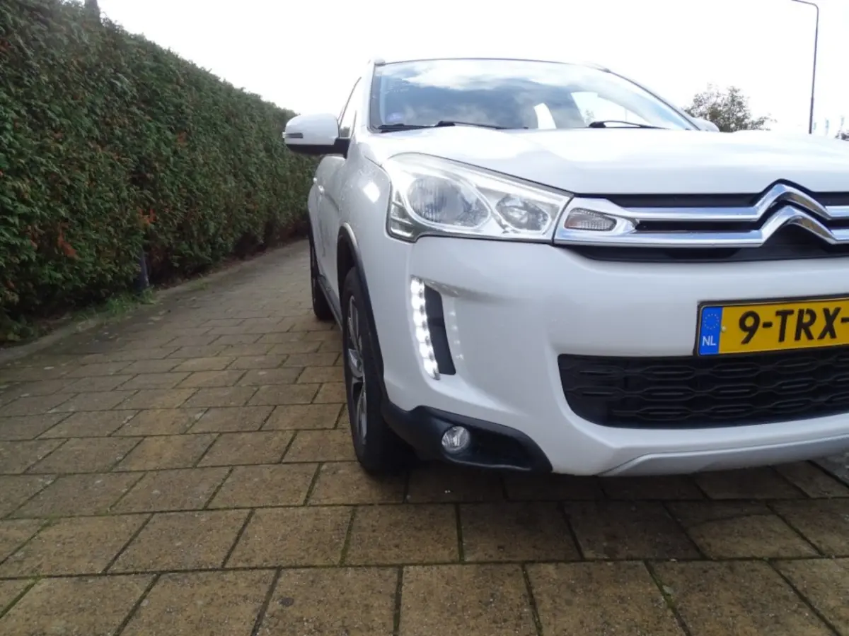 C4 1.6 COLL-Navi-Media-Usb-clima-Pdc-Cruise-