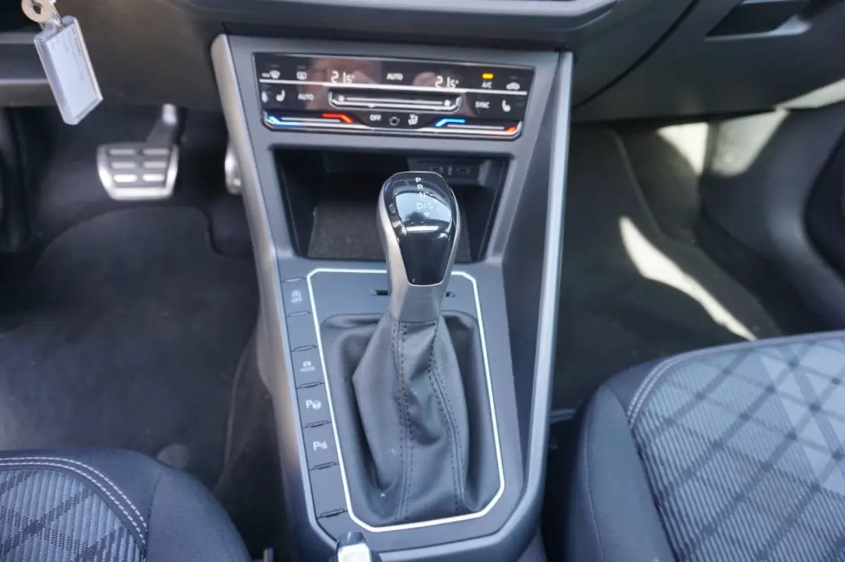 1.0 TSI 110pk DSG-7 R-Line Camera Panoramadak