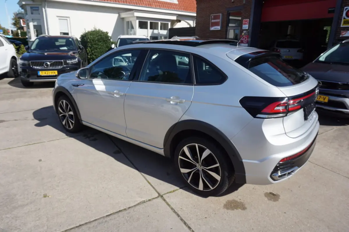 1.0 TSI 110pk DSG-7 R-Line Camera Panoramadak