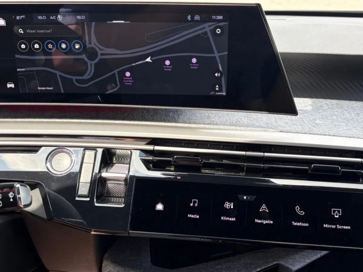 1.2 HYBRID 145 PK ALLURE 7PERSOONS AUT. 130PK LED NAVI CAMERA CARPLAY AIRCO