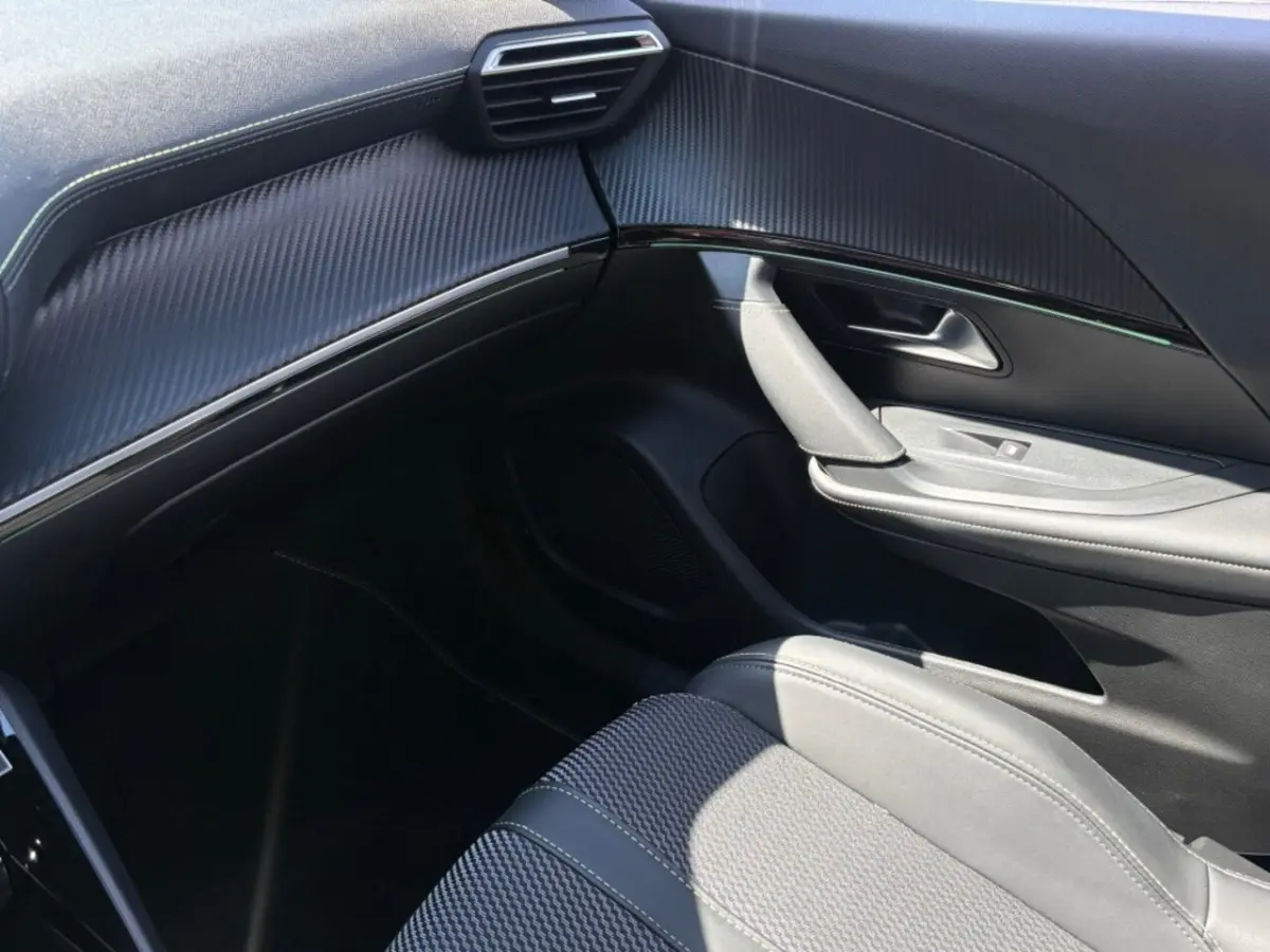 1.2 HYBRID 145PK GT AUT. NAVI CAMERA CARPLAY AIRCO