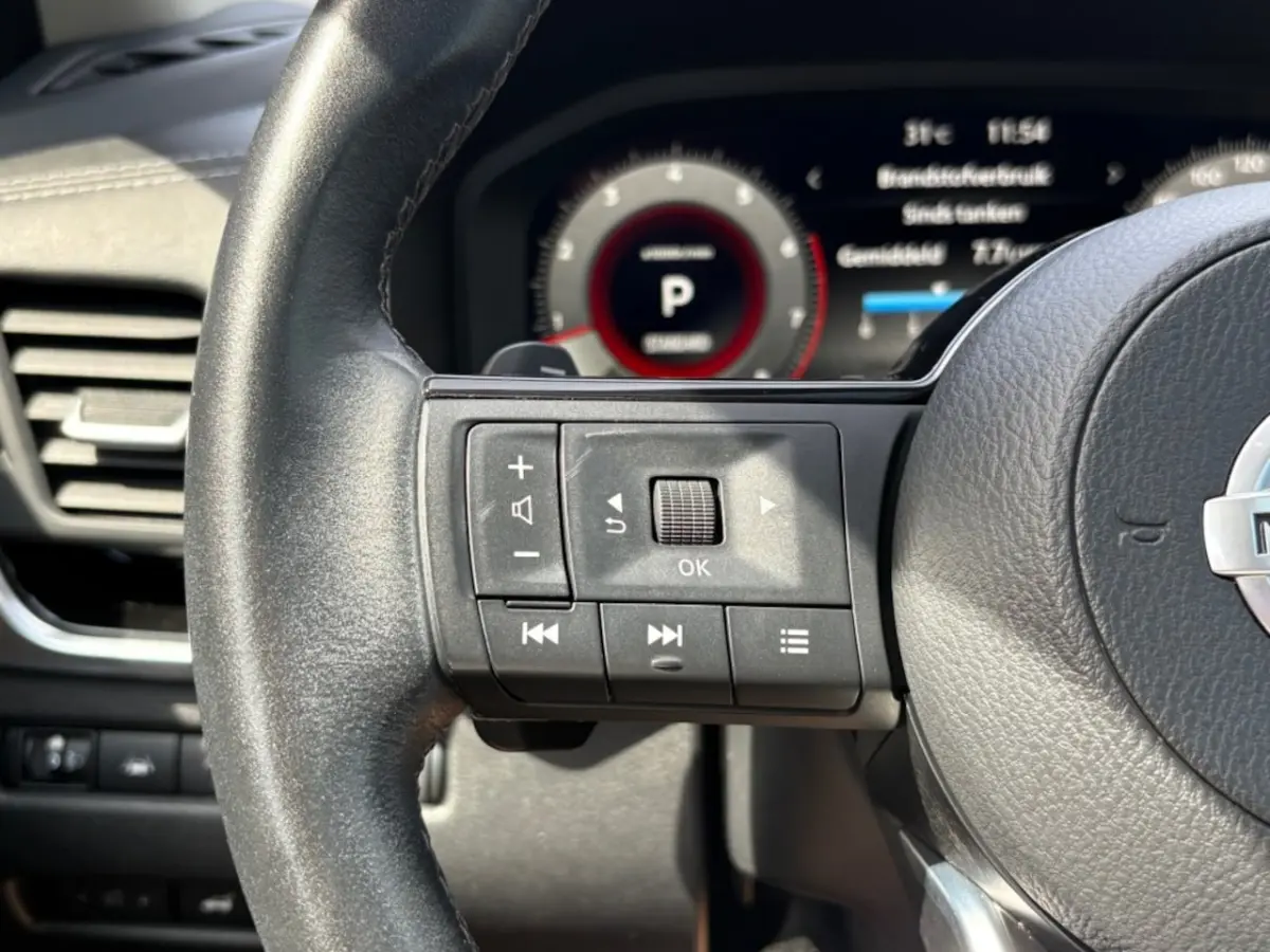 1.3 MHEV AUT. 158PK LED PANO-DAK NAVI 360-CAMERA CARPLAY WINTER-PAKKET AIRCO LMV PDC