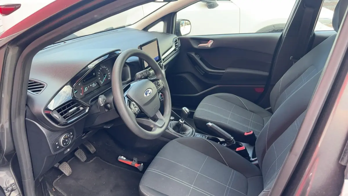 1.0 EcoBoost Connected LED / CARPLAY / NAVI / AIRCO / PDC / BLUETOOTH / CRUISE / NL-AUTO