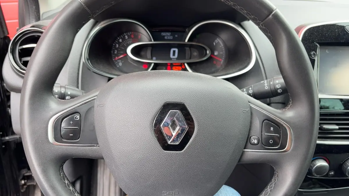 0.9 TCe Limited NAVI / AIRCO / PDC / BLUETOOTH / CRUISE / NL-AUTO