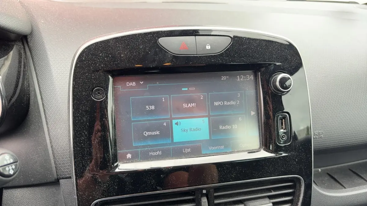 0.9 TCe Limited NAVI / AIRCO / PDC / BLUETOOTH / CRUISE / NL-AUTO