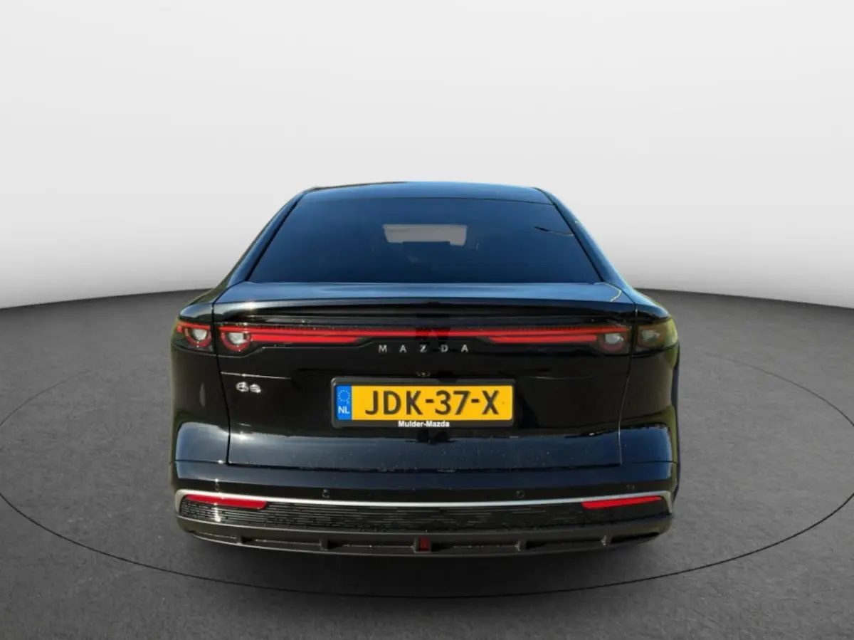68, 8 kWh Takumi Plus Business Edition | 360Â° View Monitor | Alarmsysteem (geen certificer