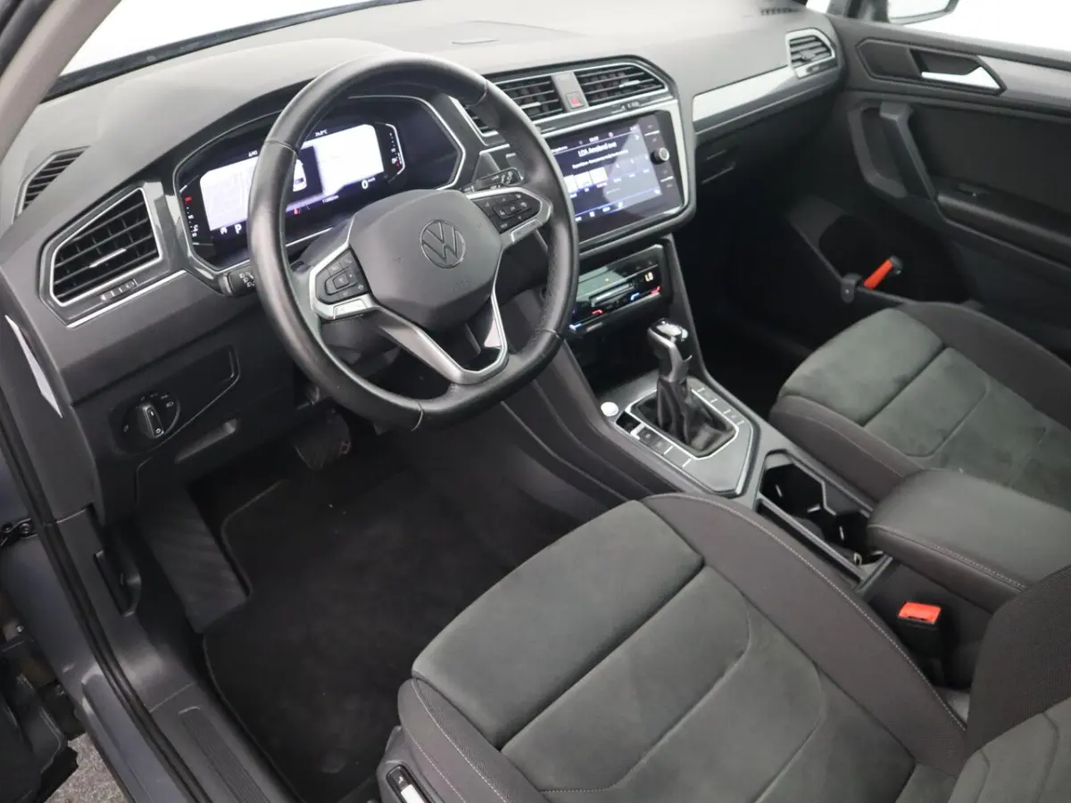 1.5 TSI Life Business FULL LED / KEYLESS / STOELVERW / STUURVERW / CARPLAY / NAVI / CLIMA