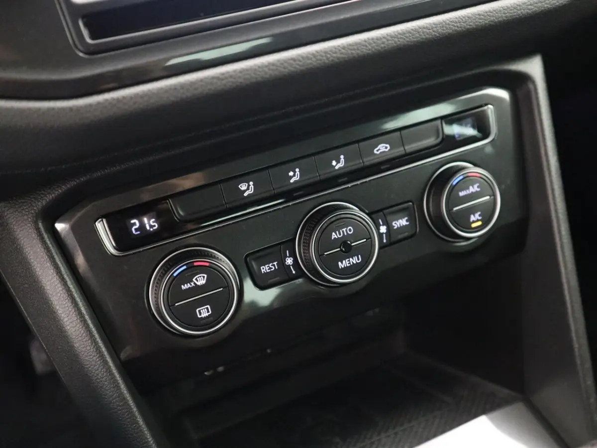 1.4 TSI Comfortline TREKHAAK / FULL LED / NAVI / CLIMA / PDC / BLUETOOTH / CRUISE / NL-AUT