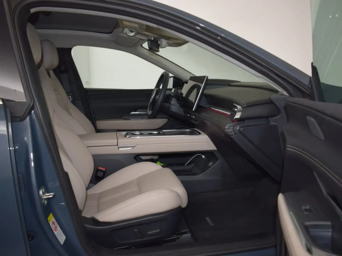 68, 8 kWh Takumi Business Edition | 360Â° View Monitor | Alarmsysteem (geen certificering)
