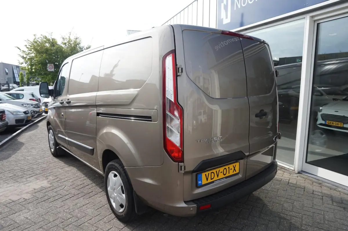 280 2.0 TDCI L1H1 navigatie / camera / dubbele schuifdeur / automaat / airco / imperiaal