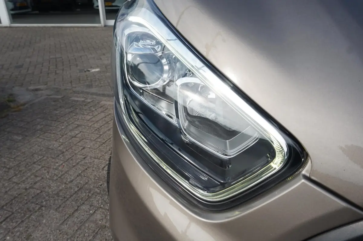 280 2.0 TDCI L1H1 navigatie / camera / dubbele schuifdeur / automaat / airco / imperiaal