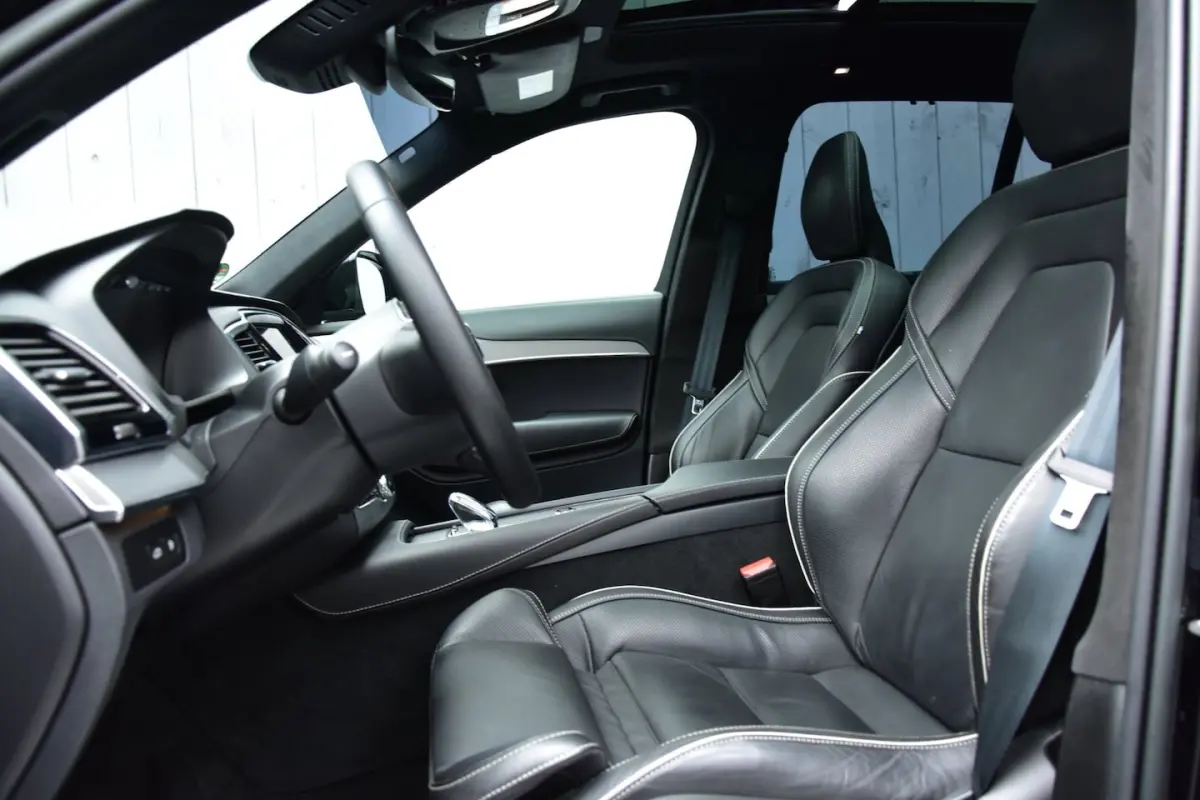 2.0 T8 Recharge AWD Ultimate Dark | Trekhaak | Camera | Bower&Wilkens |
