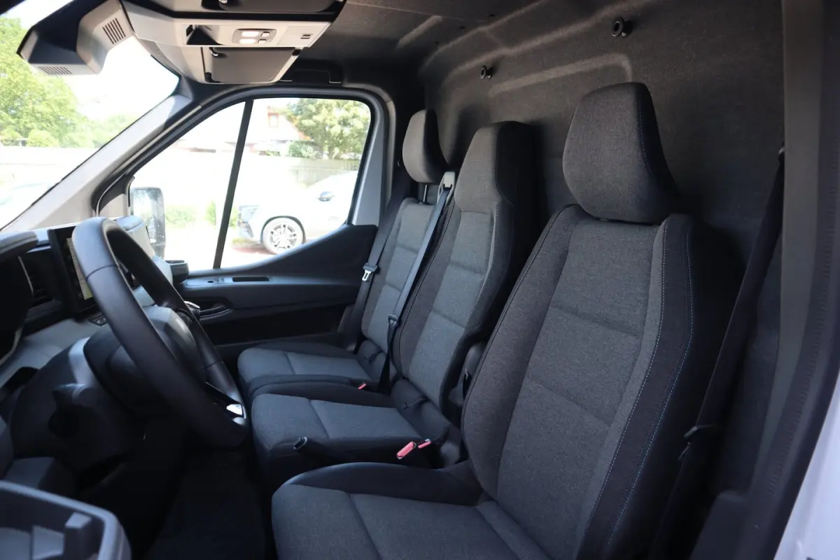 T35 2.0 dCi 150 L3H2 Extra