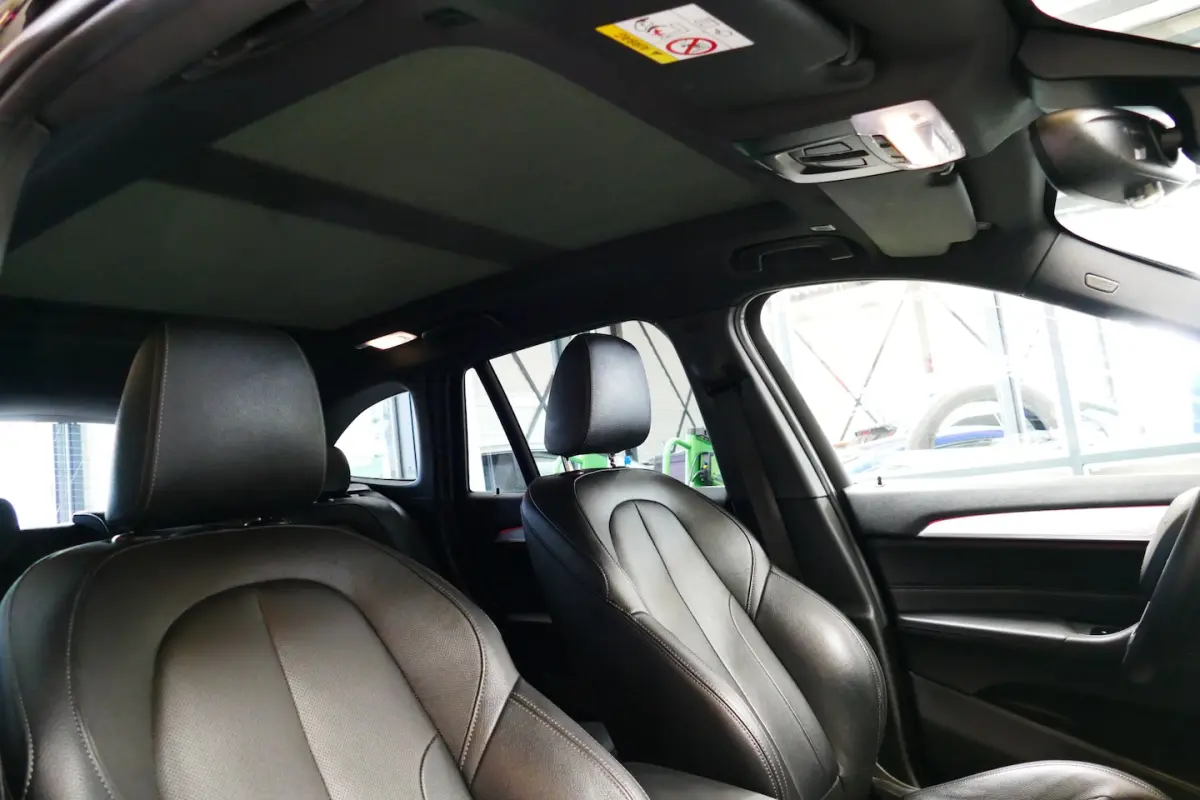 sDrive20i 192pk High Executive 1-Eig. Panodak, Camera, Leer, StoelVerw, Navi, 18"LMV