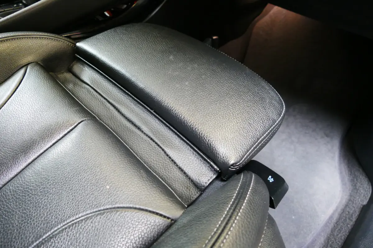 sDrive20i 192pk High Executive 1-Eig. Panodak, Camera, Leer, StoelVerw, Navi, 18"LMV