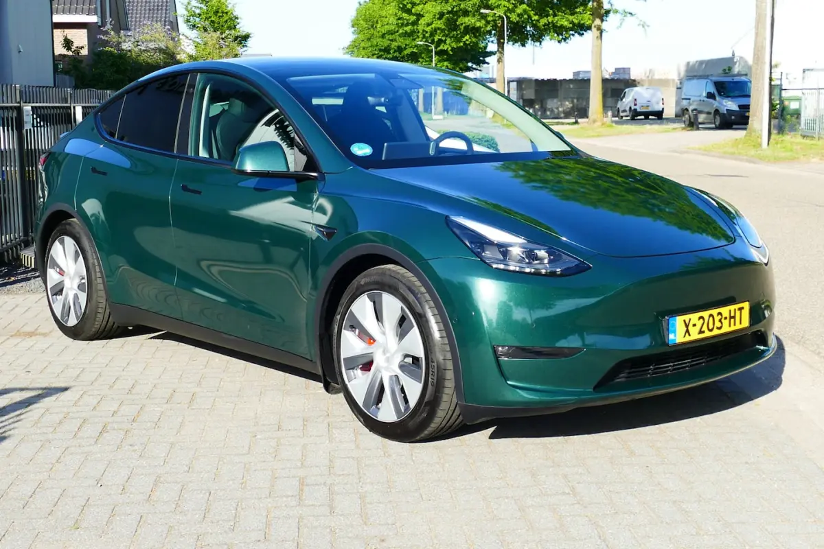 Performance AWD 75 kWh. SOH 93, 4 Full Self-Driving, Panodak, Haak 1600kg