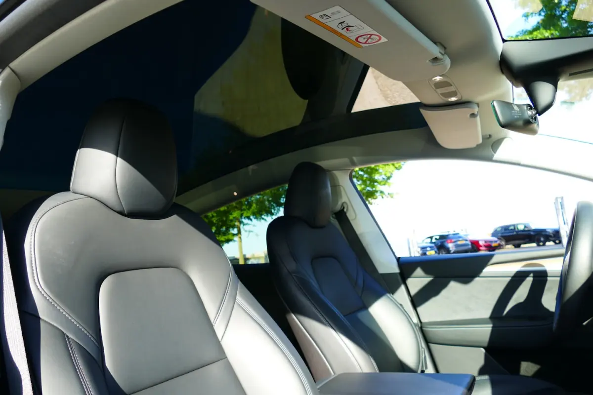 Performance AWD 75 kWh. SOH 93, 4 Full Self-Driving, Panodak, Haak 1600kg