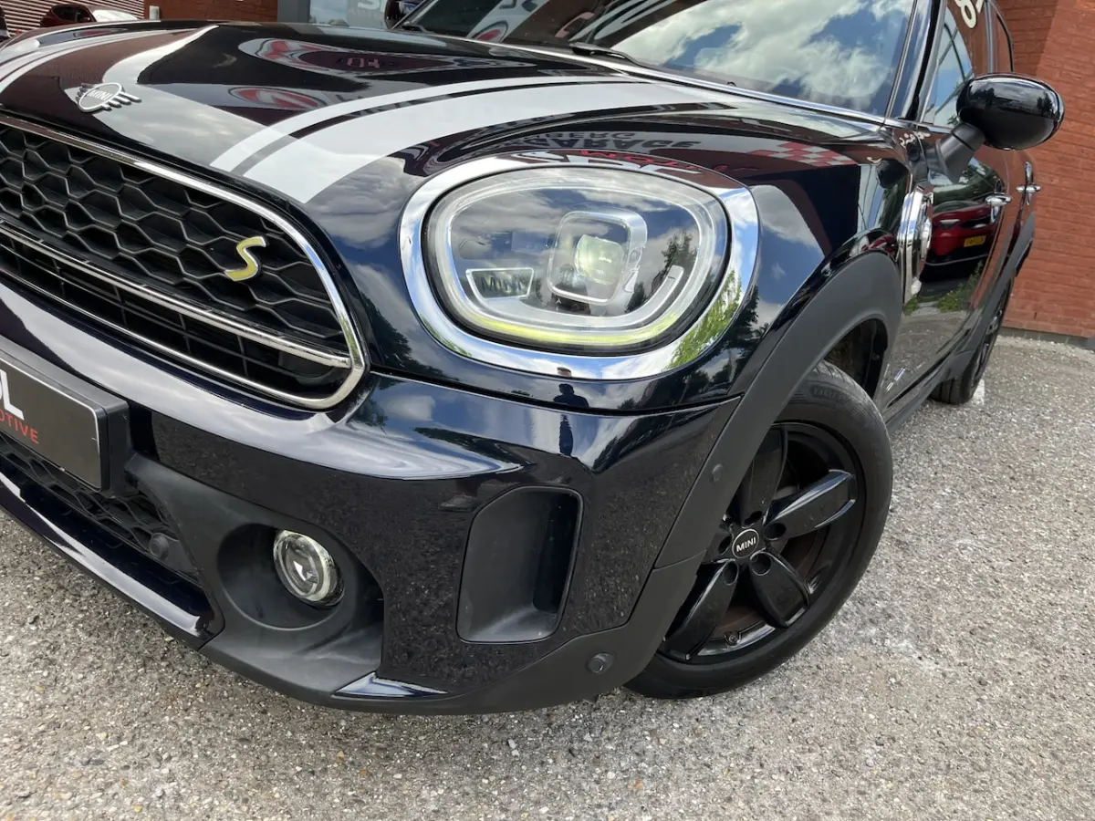 1.5 Cooper S E ALL4 Classic // HALF LEDER // SCHUIF-KANTELDAK // KEYLESS // HEAD-UP DISPLA