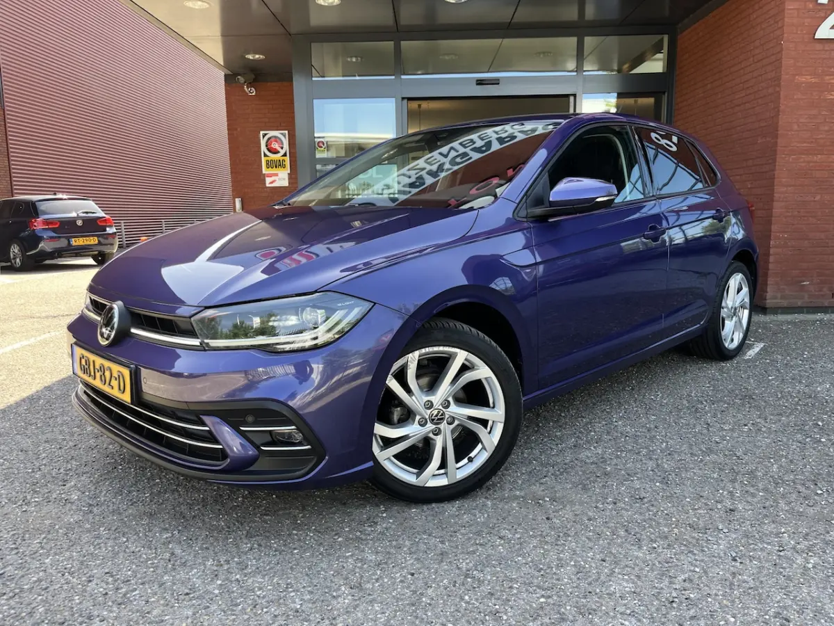 1.0 TSI R-Line Business // NAVI // CAMERA // ADAPTIVE CRUISE // DIGITAAL COCKPIT // STOELV