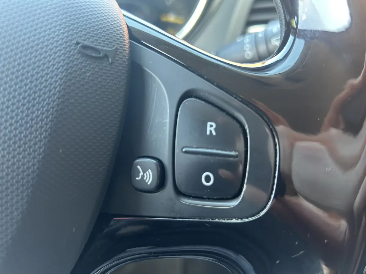 1.2 TCe Dynamique // NAVI // PDC // CLIMA // CRUISE // TREKHAAK // BLUETOOTH //