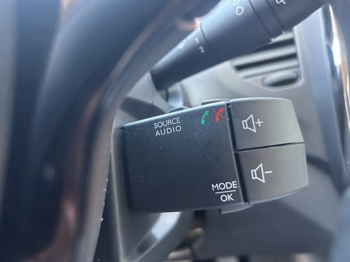 1.2 TCe Dynamique // NAVI // PDC // CLIMA // CRUISE // TREKHAAK // BLUETOOTH //