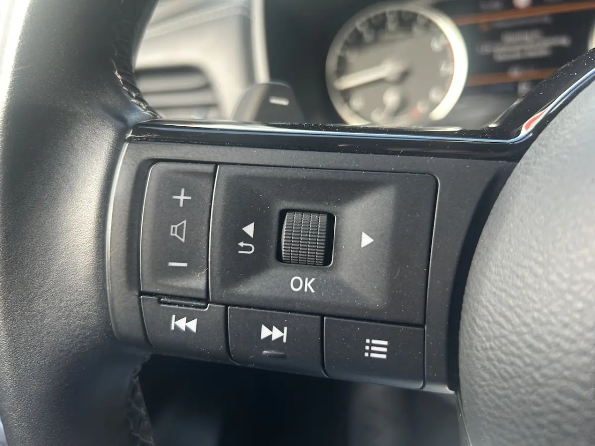 1.3 MHEV Xtronic Acenta // LED // APPLE CARPLAY / ANDROID AUTO // ADAPTIVE CRUISE // CAMER