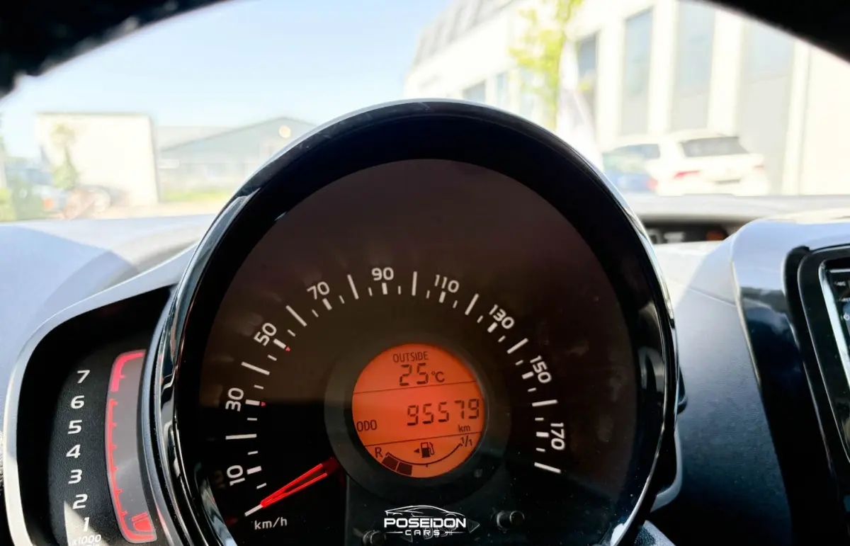 1.0 VTi Feel ORIG NL | NAP | A.CAMERA | | CRUISE | AIRCO | ANDROID | NETJES