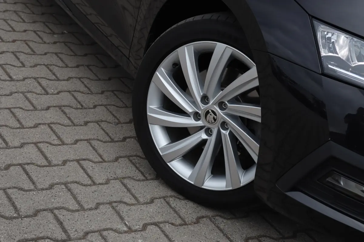1.4 TSI iV PHEV Business Edition | ACC | 18 Inch | LED |