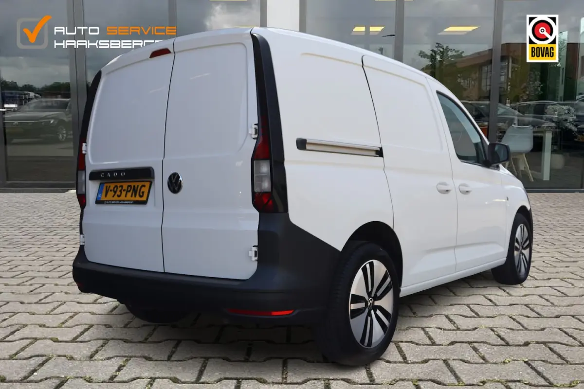 2.0 TDI | Carplay | PDC | 17 Inch |