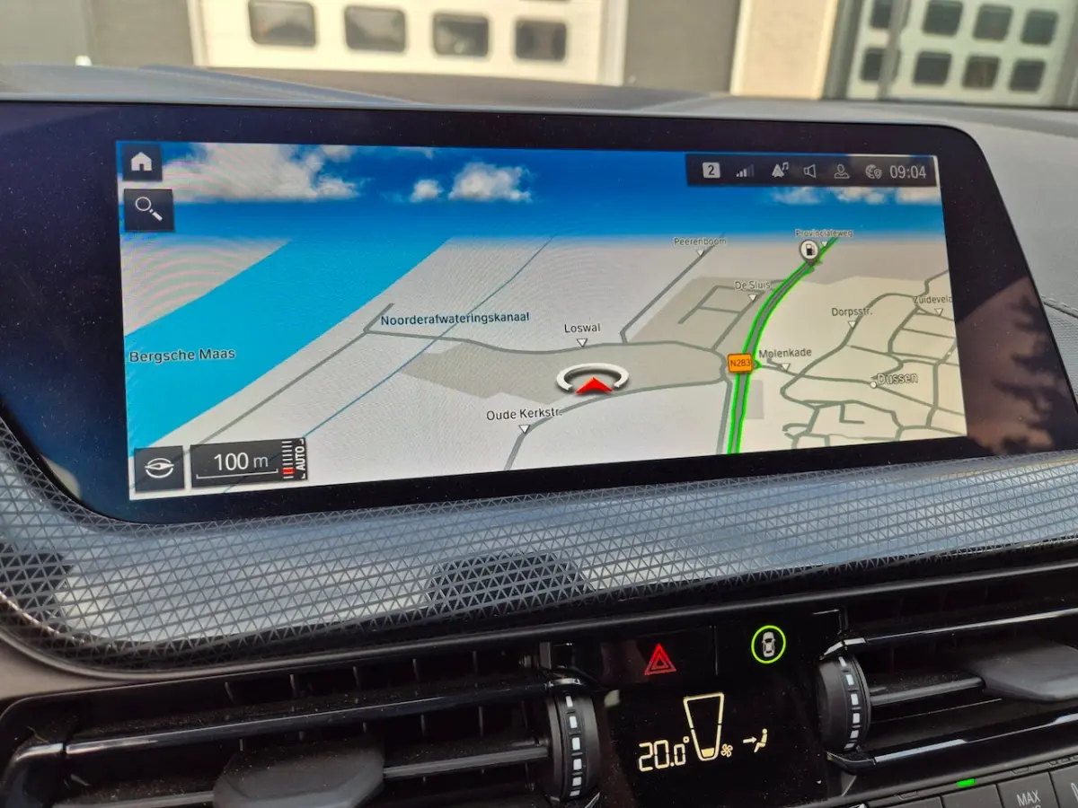 118i - Panoramadak - Memorystoel - Stoelverwarming - Adapt Cruise - Camera - CarPlay - Inc