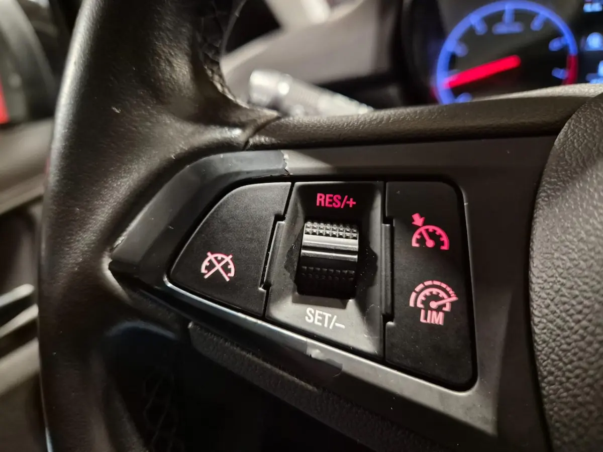 1.4 Online Edition - Automaat - Airco - Cruise - Rijklaar