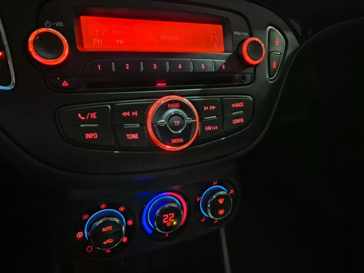 1.4 Online Edition - Automaat - Airco - Cruise - Rijklaar