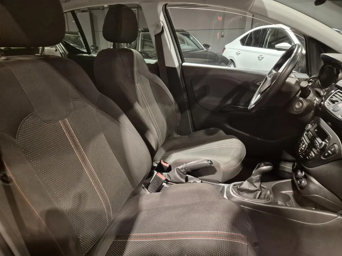 1.4 Online Edition - Automaat - Airco - Cruise - Rijklaar