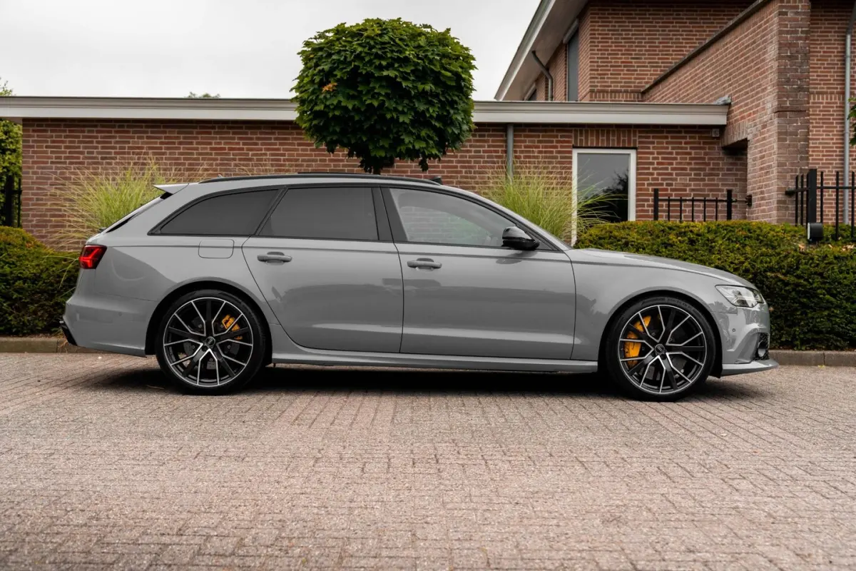 Avant 4.0 TFSI Quattro Performance Pro Line Plus Keramisch Pano Carbon B&O 360 Camera 21''