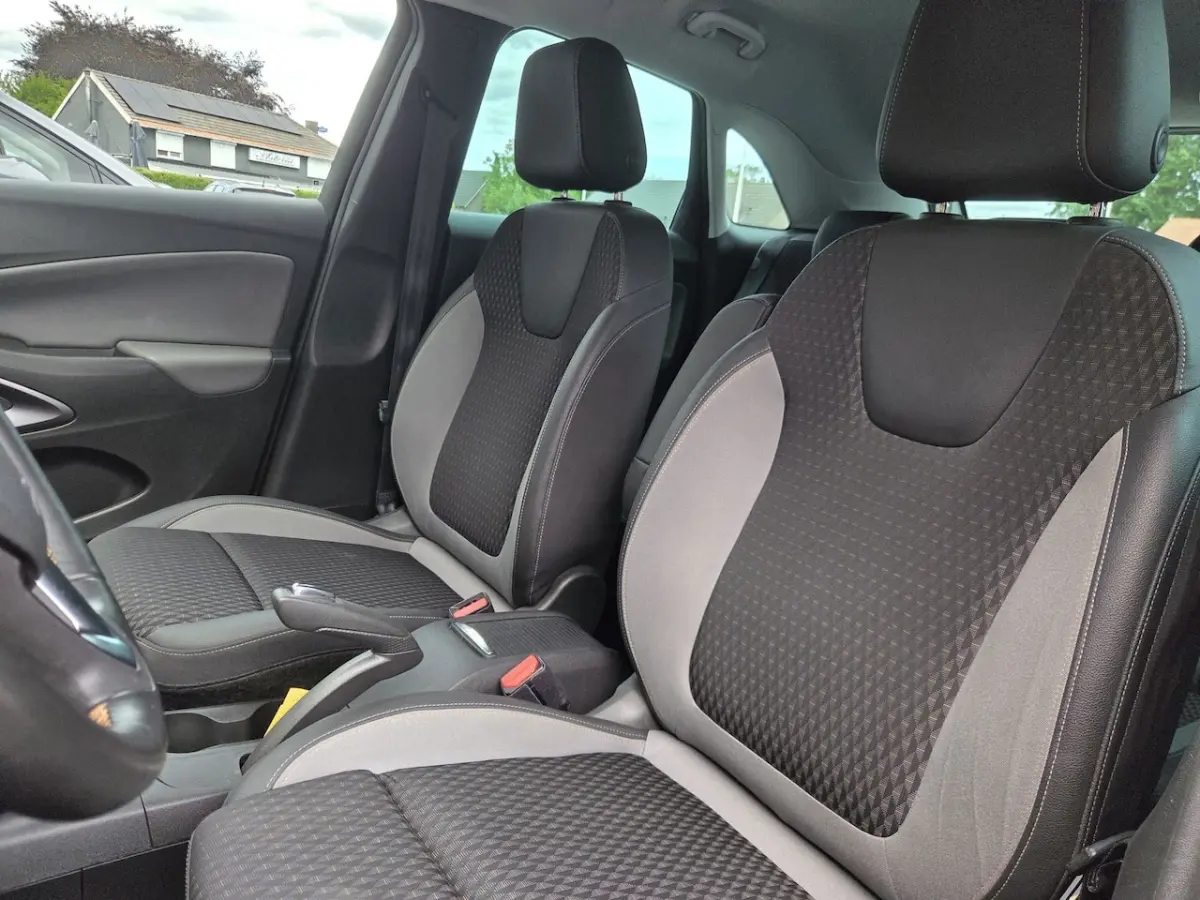1.2 Turbo Innovation | Park Cam | Park Sens. V+A | Android Auto | Apple Car | Stoel/stuur