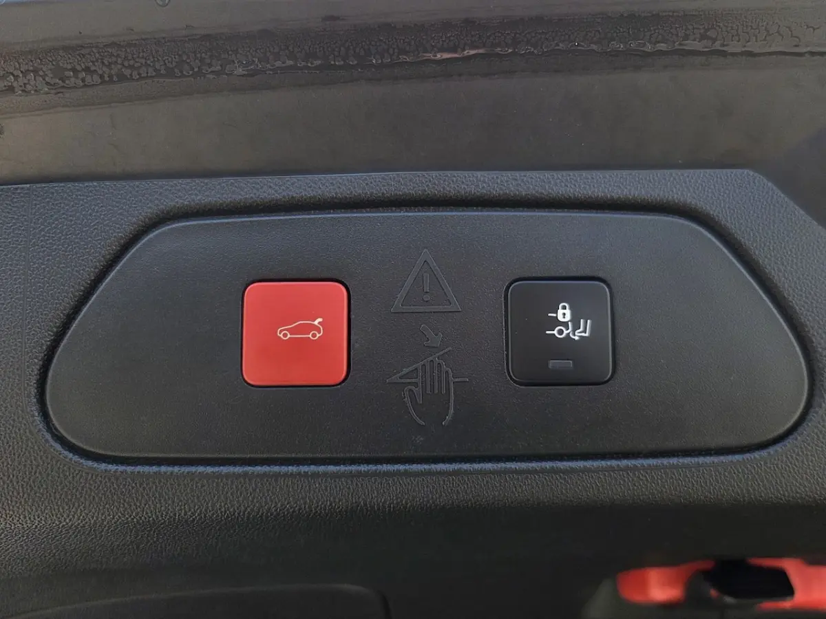 1.6 Turbo Hybrid Ultimate | Trekh. | Stoelvent + Verw | Android Aut | Apple Car |
