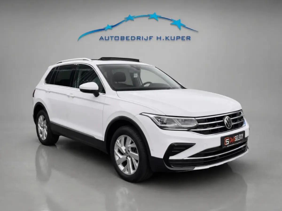 1.4 TSI eHy R-Line Business+ | Panodak | Adap. Cruise | Camera |
