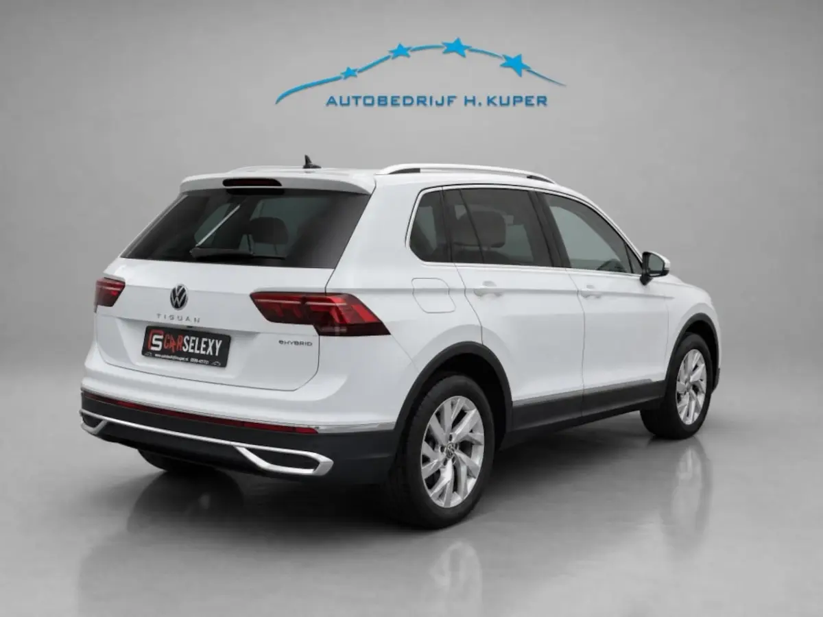1.4 TSI eHy R-Line Business+ | Panodak | Adap. Cruise | Camera |