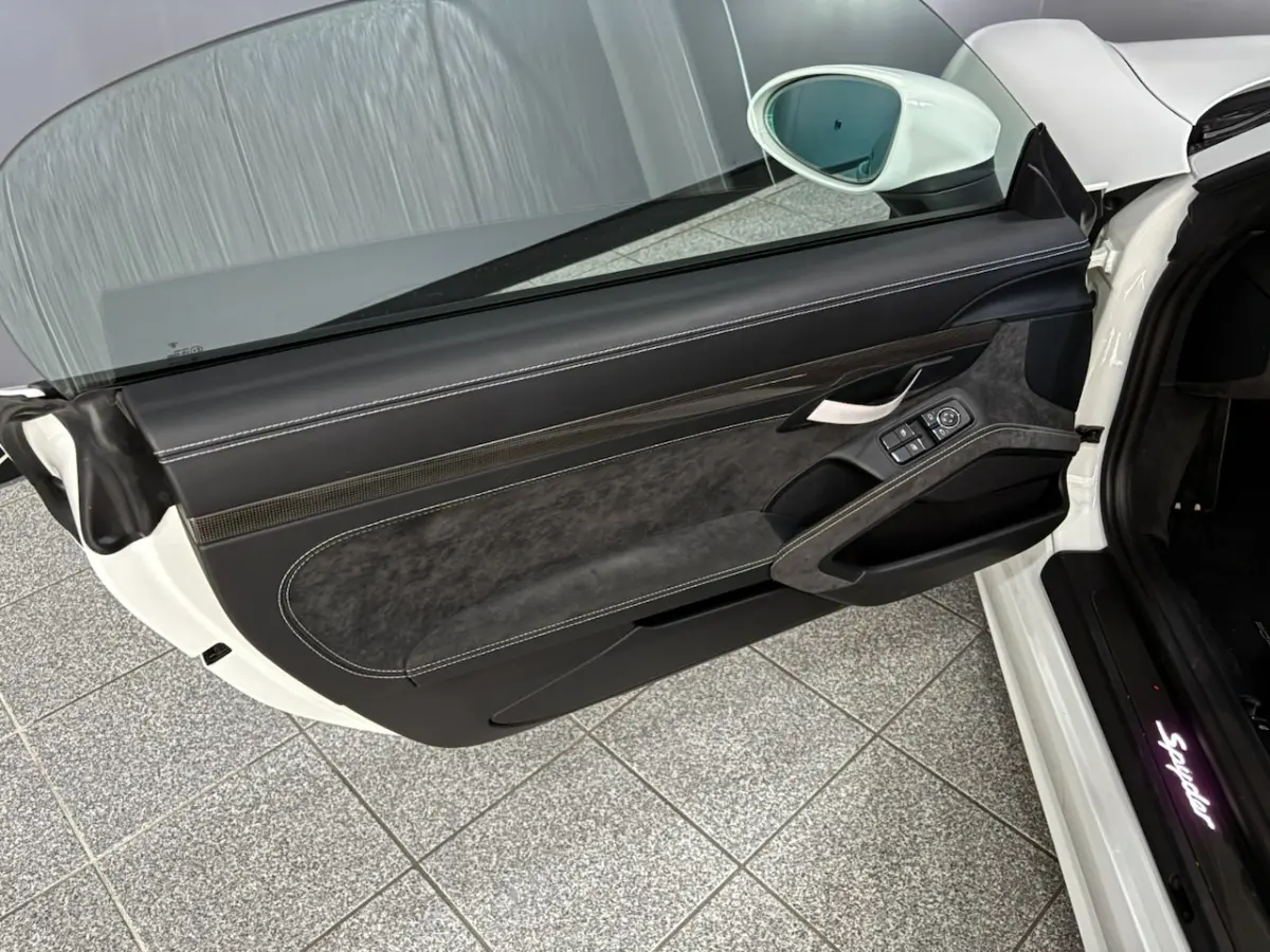 4.0 PCCB | Bose | Bucketseats