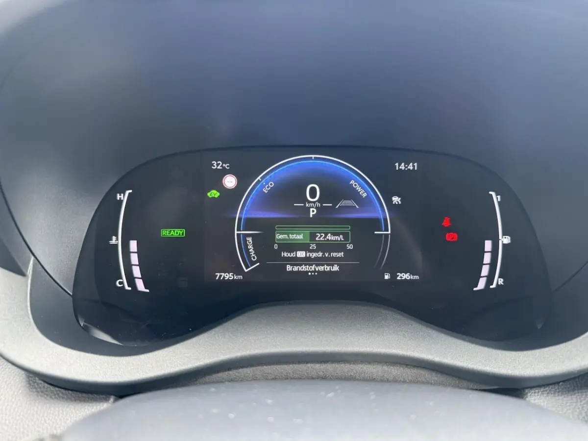 1.5 Hybrid 115 Business Plus
