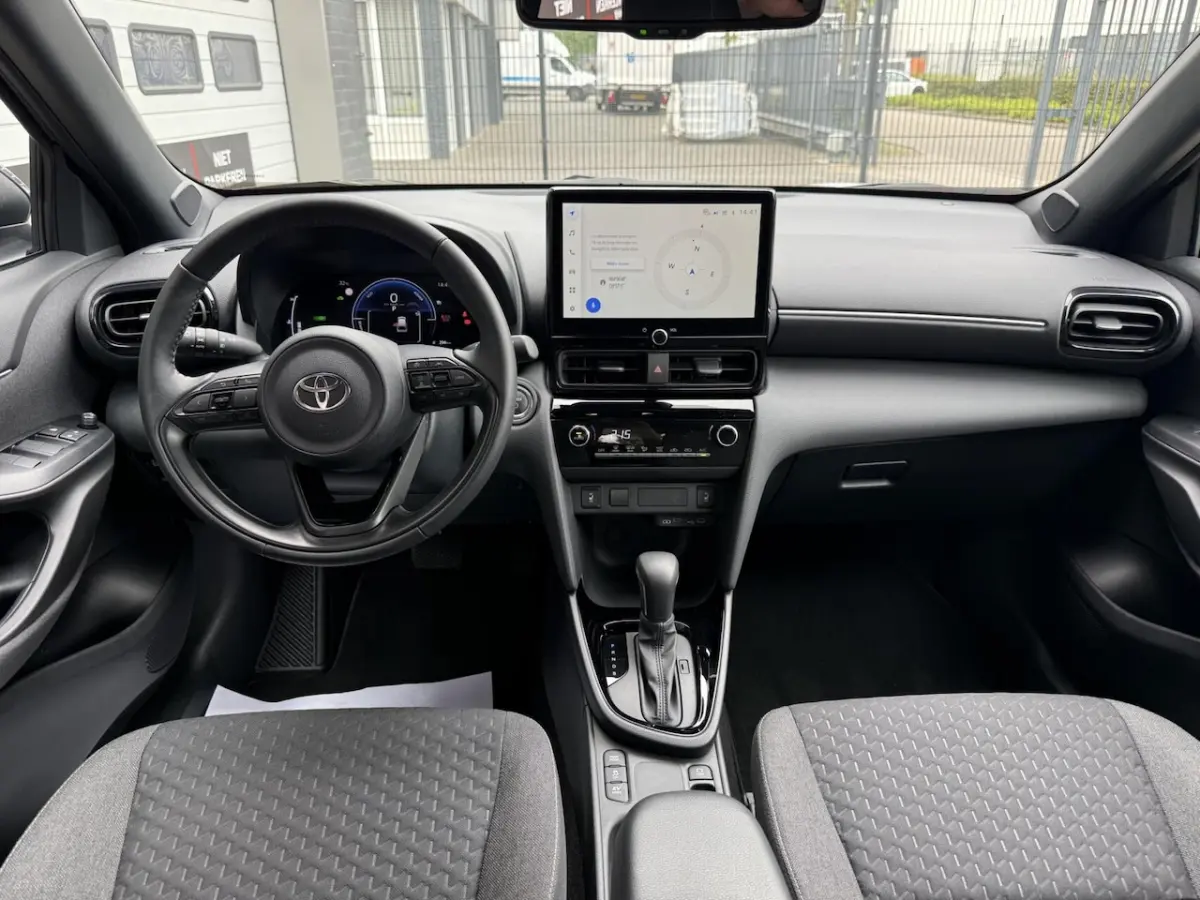 1.5 Hybrid 115 Business Plus