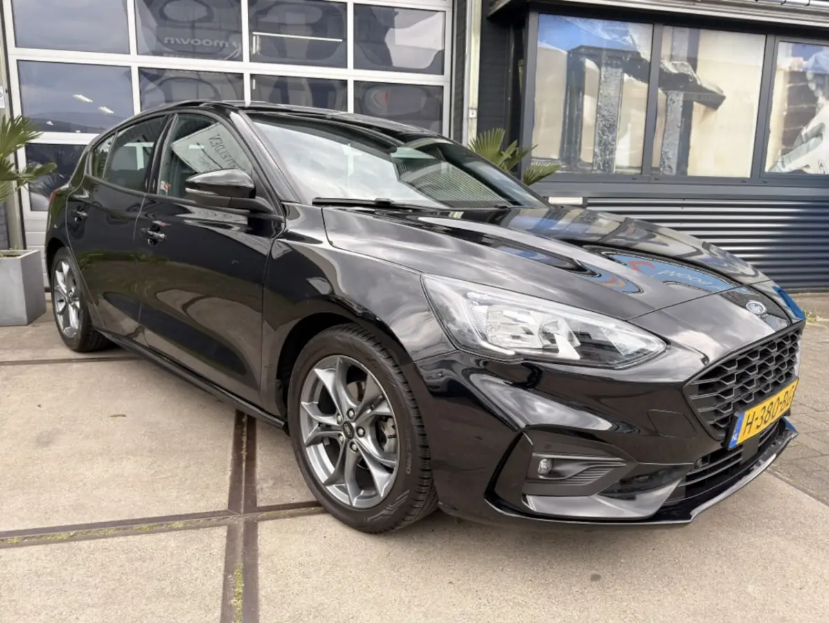 1.5 EcoB. ST-Line Automaat Carplay DAB+ Inruil mogelijk