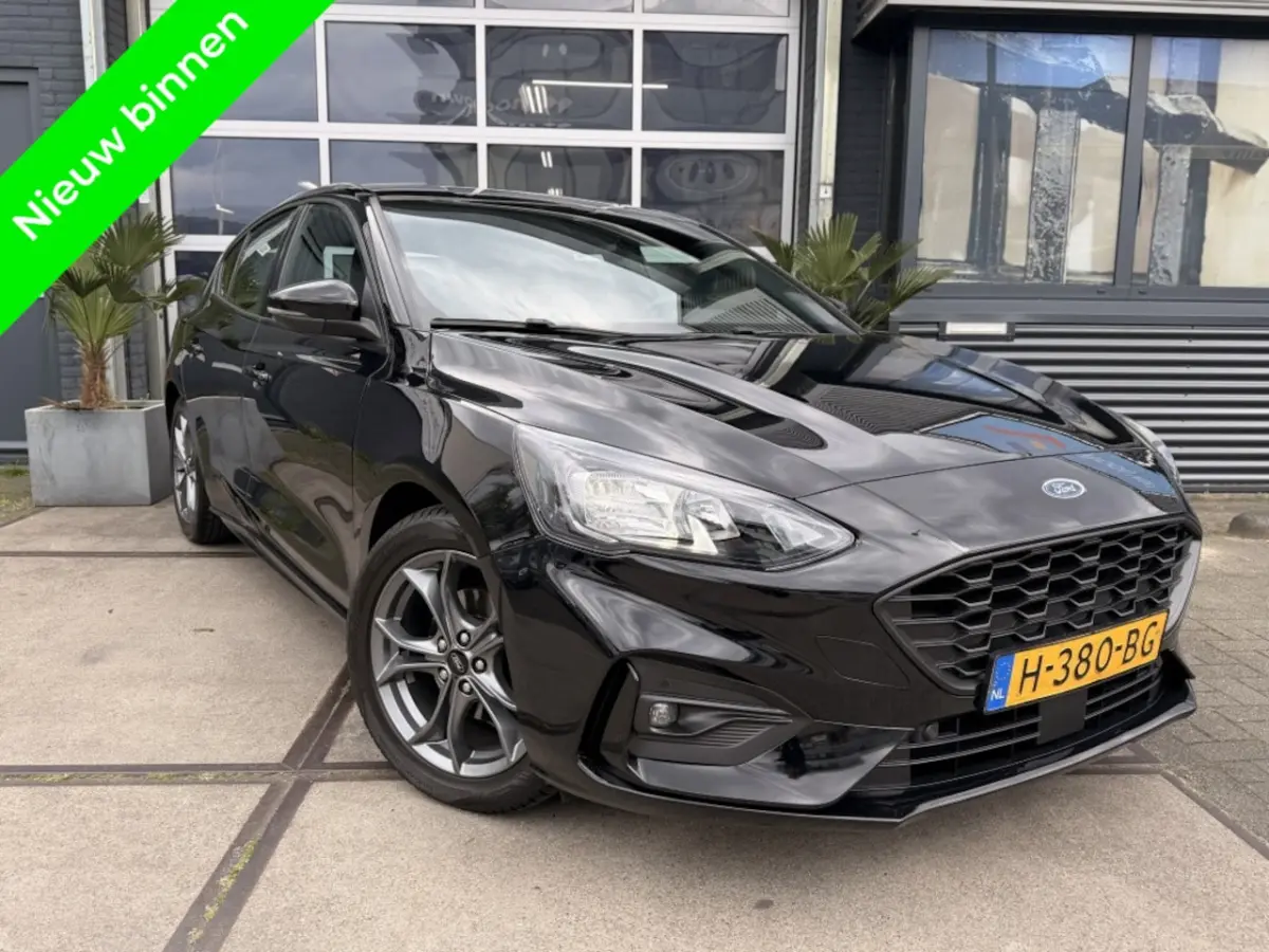 1.5 EcoB. ST-Line Automaat Carplay DAB+ Inruil mogelijk